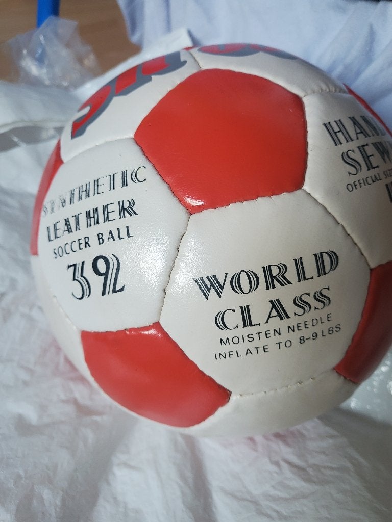 Nieuwe voetbal, Maat L, Ophalen of Verzenden, Nieuw, Bal