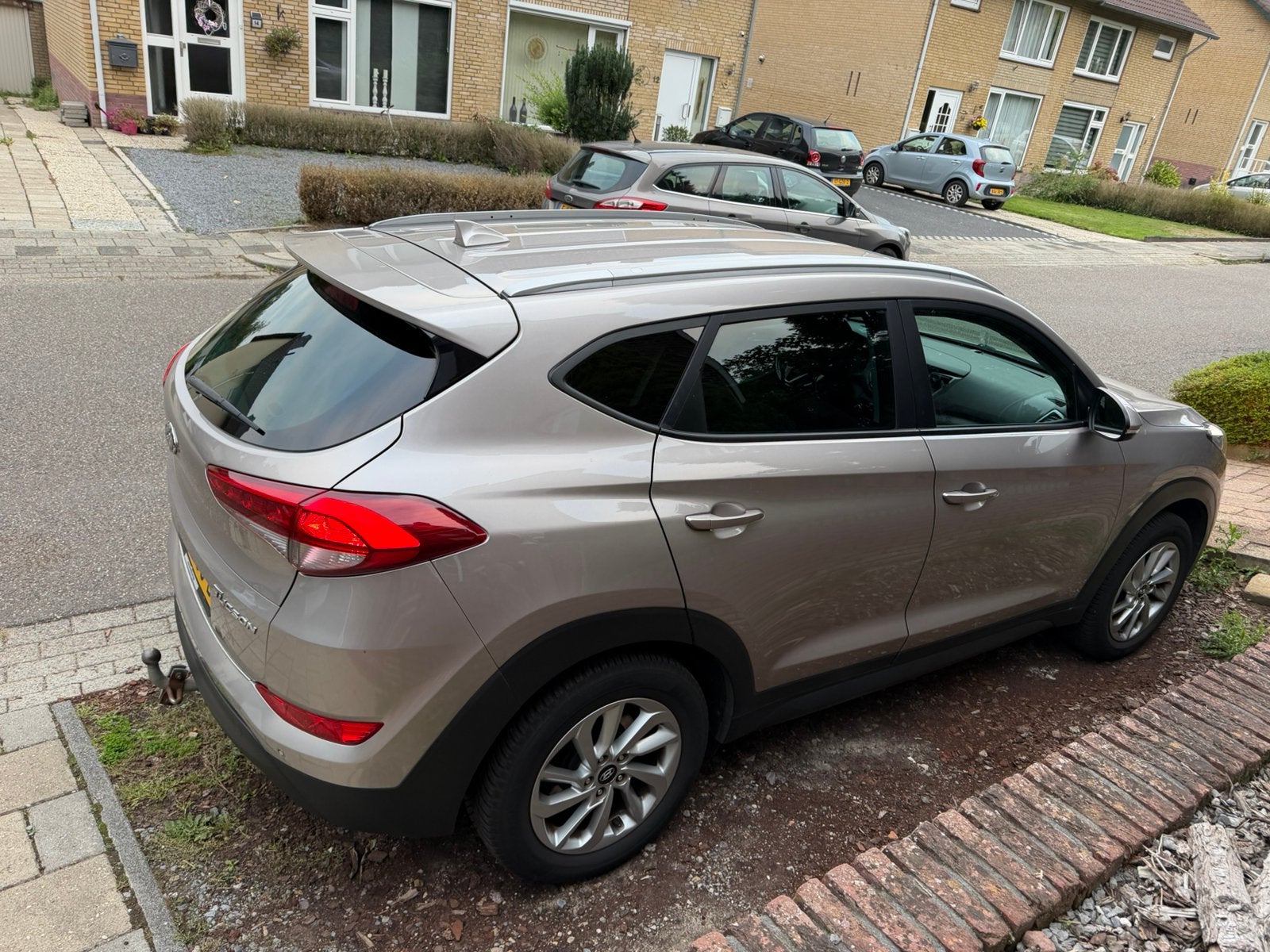 Hyundai Tucson 1.6 GDi 132pk 2017 Beige, Auto's, Voorwielaandrijving, Stof, 4 cilinders, Origineel Nederlands