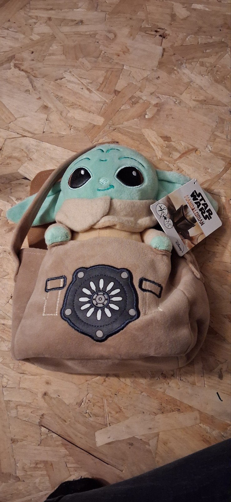 grogu in een tas kan uit de tas met nog een kaartje, Ophalen, Zo goed als nieuw, Actiefiguurtje