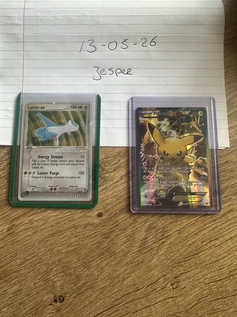 Pokémon kaarten: Latios ex en Pikachu EX, Ophalen of Verzenden, Zo goed als nieuw, Meerdere kaarten, Foil