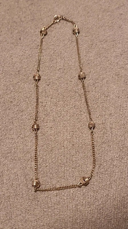 Vintage Avon Ketting Goudkleurig Knoopjes Made in Ireland, Ophalen of Verzenden, Goud, Overige materialen