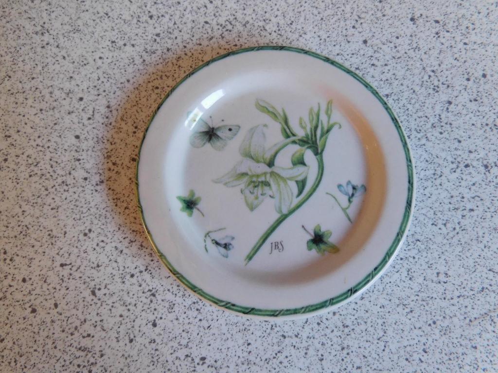 Theetip 8 cm. Eucharis Januari 2007 Janneke Brinkman JBS, Overige typen, Ophalen of Verzenden, Zo goed als nieuw, Overige stijlen