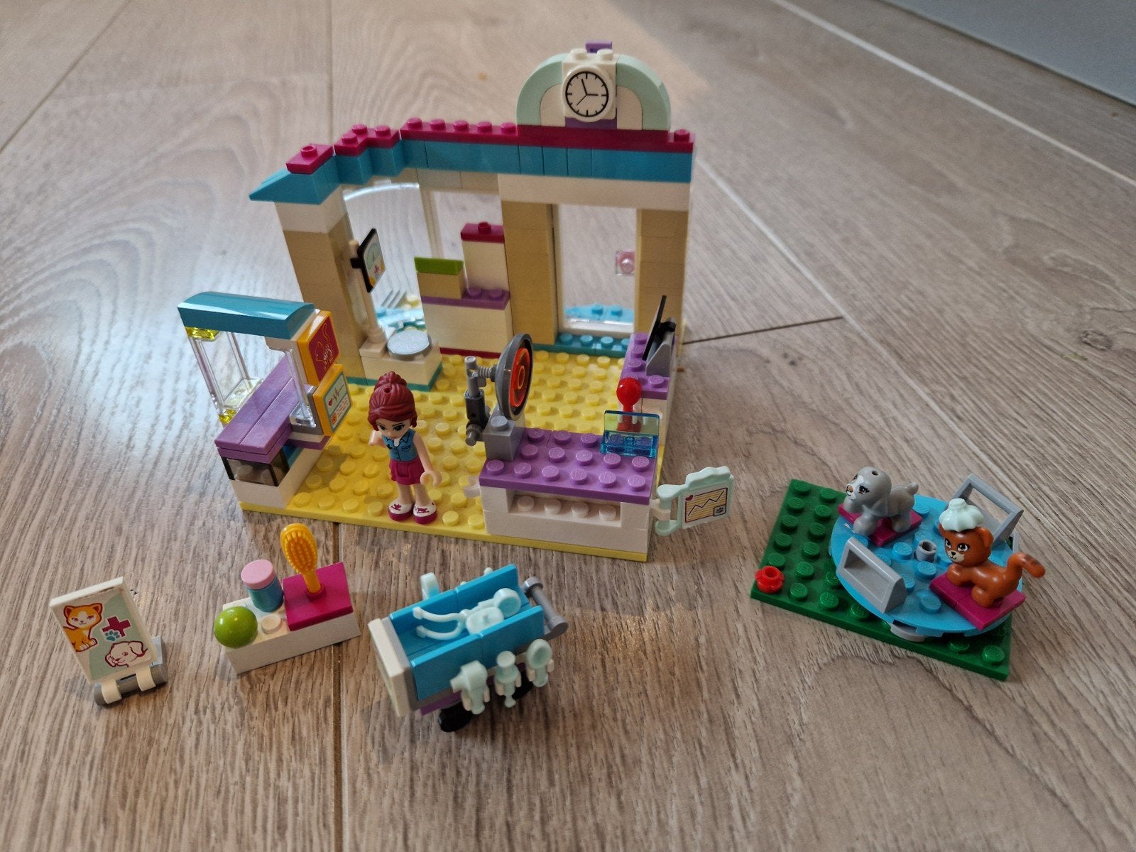 Lego Friends dierenkliniek 41085, Ophalen of Verzenden