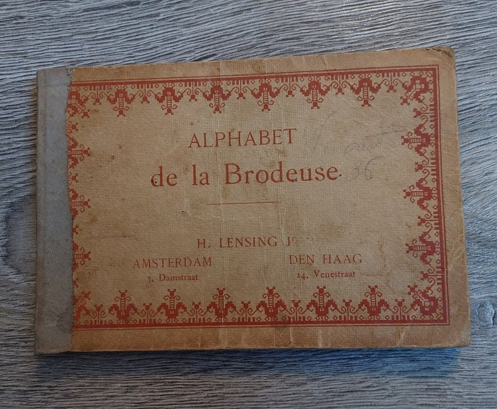 Nostalgie: alfabet borduren., Ophalen of Verzenden