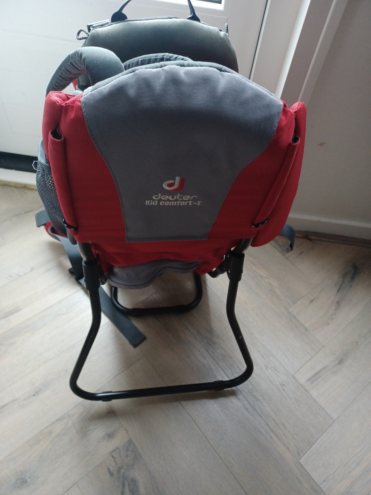 Deuter Kid Comfort I Draagzak - Rood/Grijs, Gebruikt, Rug, Draagzak, Ophalen