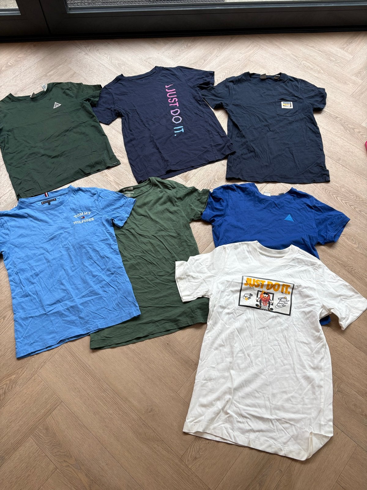 Kledingpakket jongens: T-shirts, hoodies, broeken, shorts, Ophalen of Verzenden, Gebruikt, Jongen, Broek