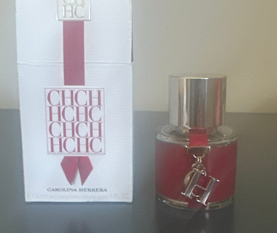CH Carolina Herrera 30ml EDT - Zo goed als nieuw, Ophalen of Verzenden, Zo goed als nieuw