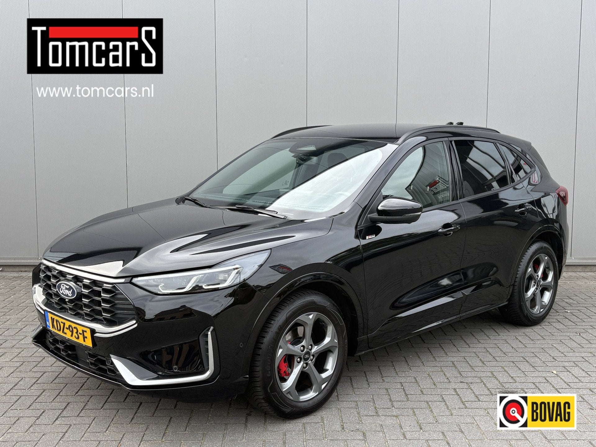Ford Kuga 1.5 EcoB. 187PK Automaat ST-Line X Trekhaak-1800KG, Euro 6, Zwart, Bedrijf, 3 cilinders