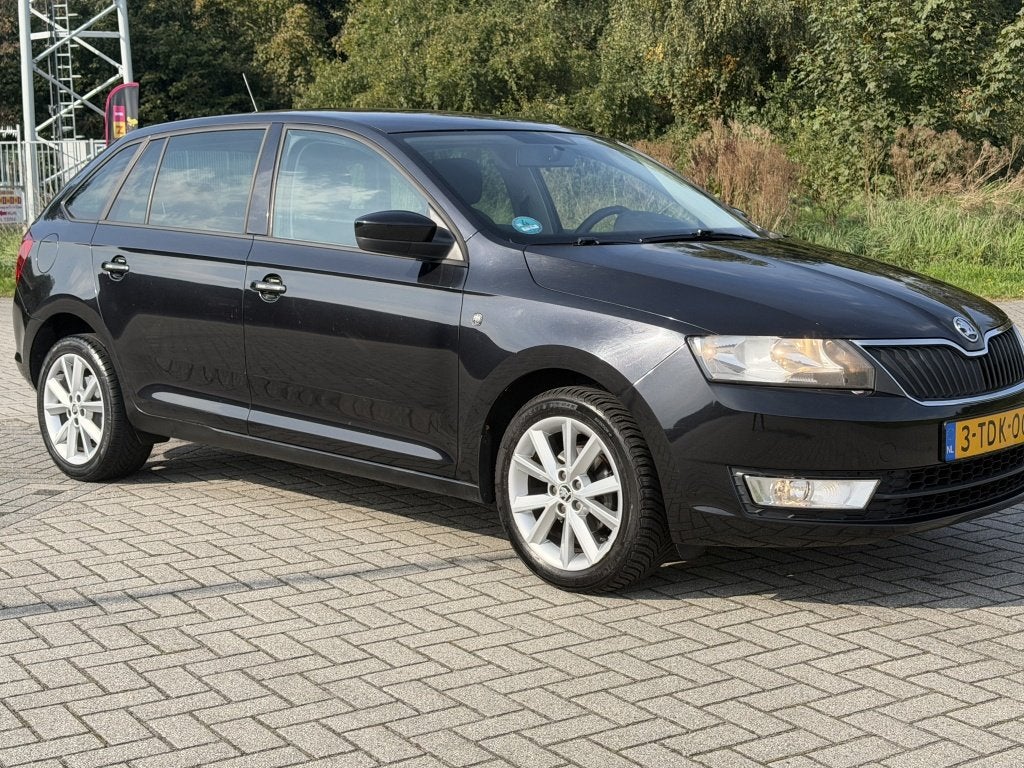 Skoda Rapid Spaceback 1.2 TSI Airco Navi Cruise Apk:11-2027, Auto's, Euro 5, 86 pk, Gebruikt, 4 cilinders