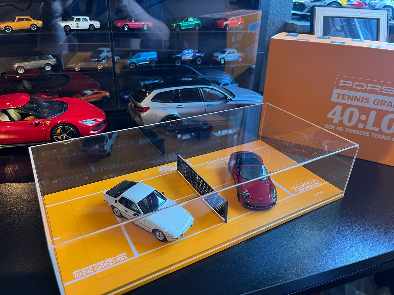 Porsche Tennis Grand Prix 1:43 spark, Ophalen of Verzenden, Zo goed als nieuw, Overige typen