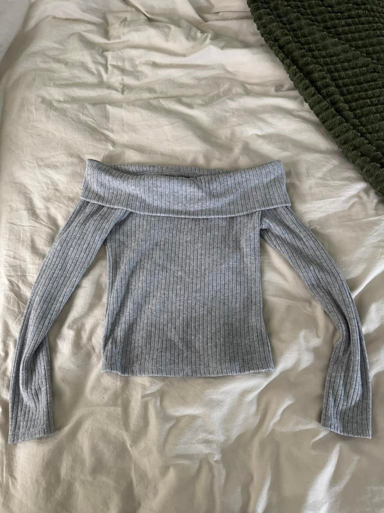 Grijs off-shoulder topje, Ophalen of Verzenden, Zo goed als nieuw, Grijs
