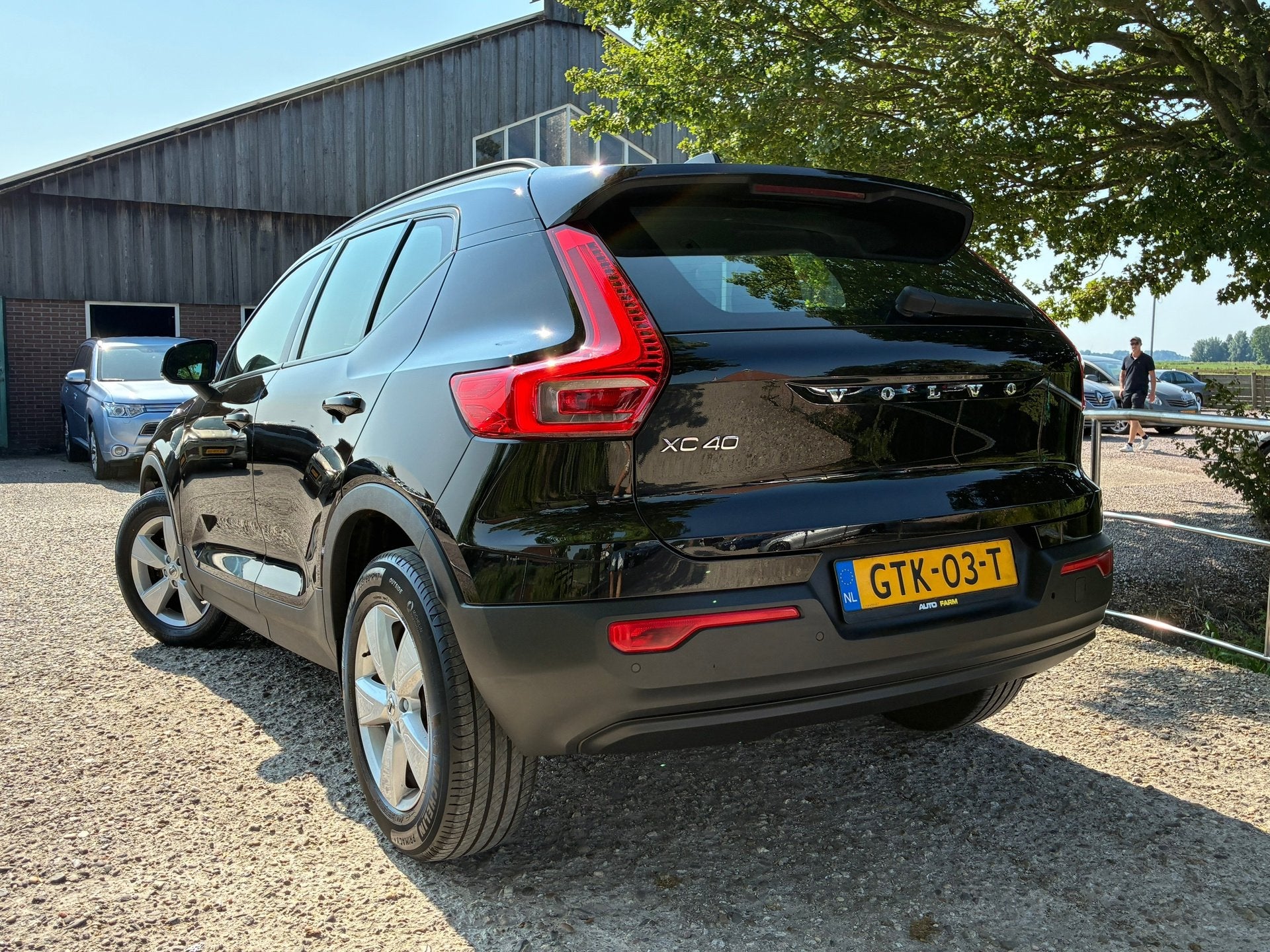 Volvo XC40 1.5 T3 | Cruise + Clima + Navi nu € 18.975,-!, Voorwielaandrijving, Dealer onderhouden, Stof, Gebruikt
