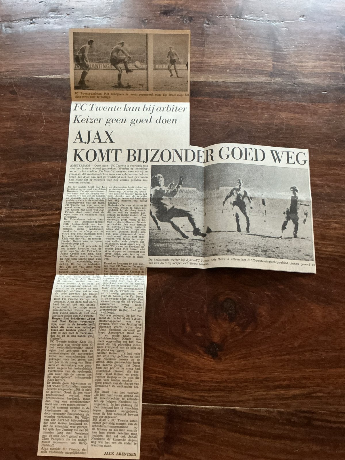 Voetbal krantenartikel Ajax FC Twente december 1971, Ophalen of Verzenden, Knipsel(s)