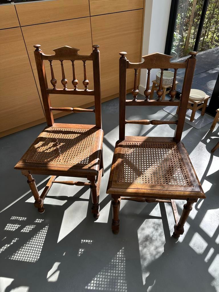 Antieke Franse eetkamerstoel in Henri II-stijl, Antiek en Kunst, Antiek | Meubels | Stoelen en Banken, Ophalen