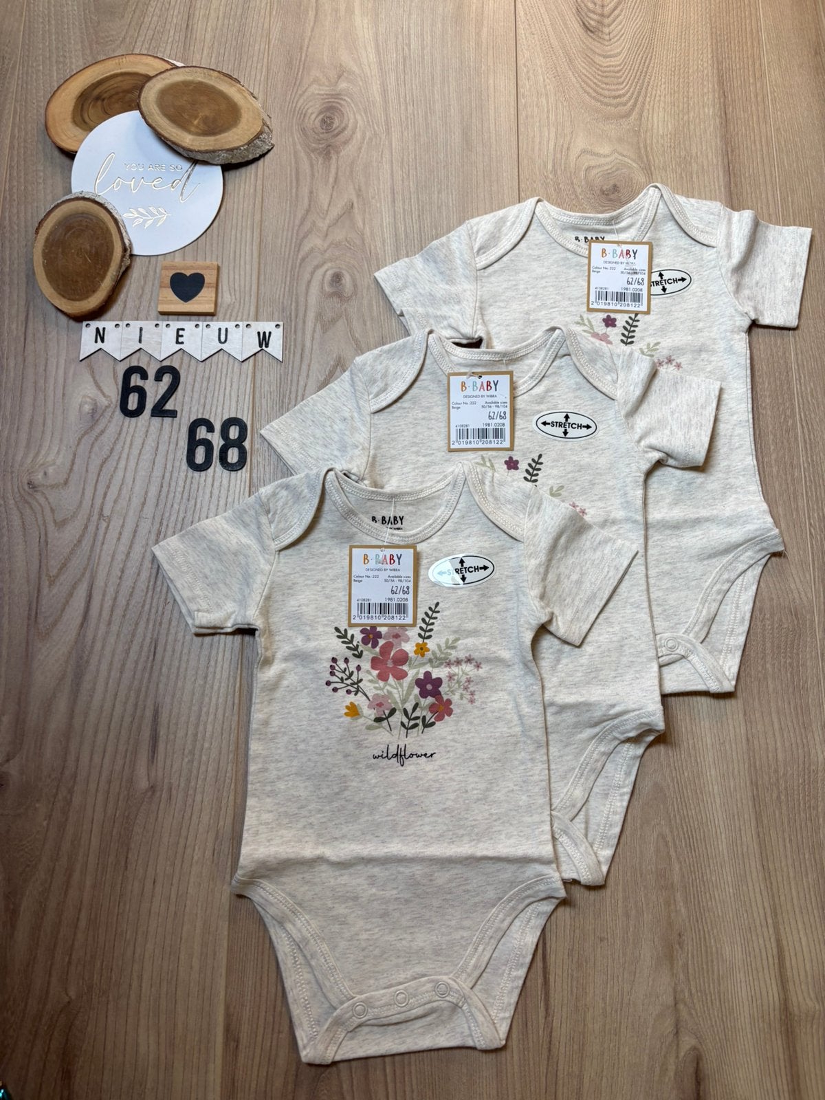 Baby meisje 3x wibra korte mouwen romper beige maat 62/68, Ophalen of Verzenden, Nieuw, Meisje, Nacht- of Onderkleding