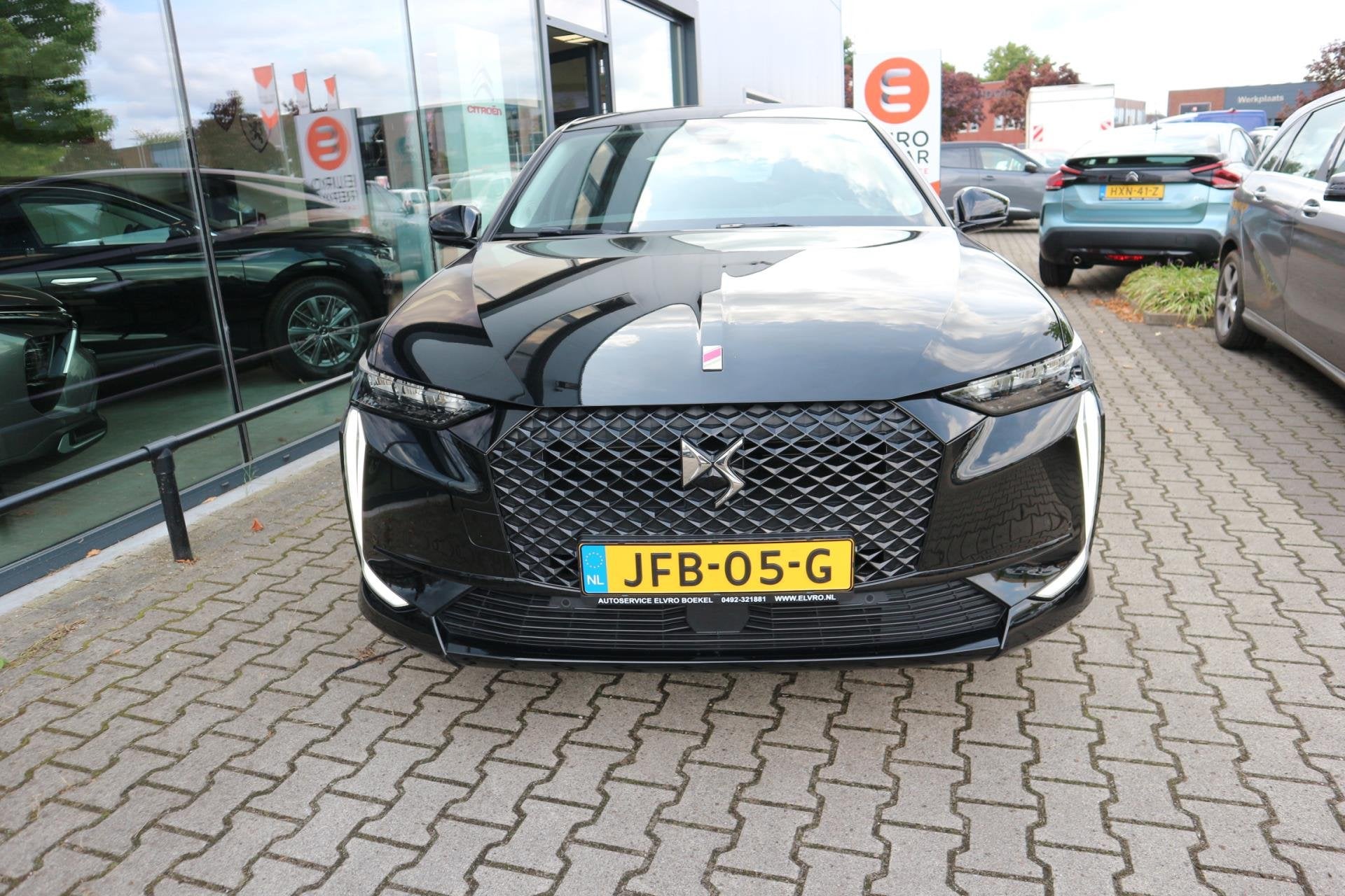 DS 4 1.2 PureTech Performance Line AUTOMAAT NAVI CAMERA 19IN, Gebruikt, 1199 cc, Zwart, Bedrijf