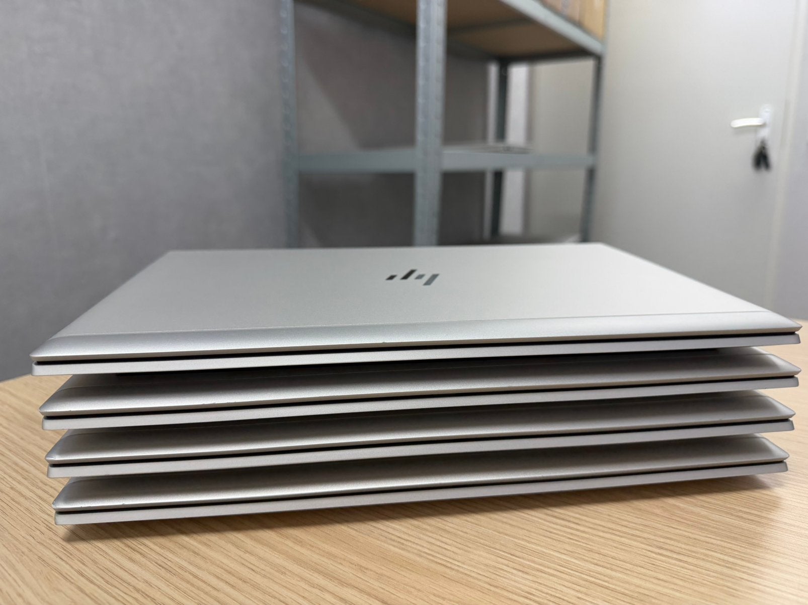 Partij 32x HP Laptops EliteBook 840 G7 + Office365 Core-i5, Computers en Software, Windows Laptops, Hp, 256 GB, Met videokaart