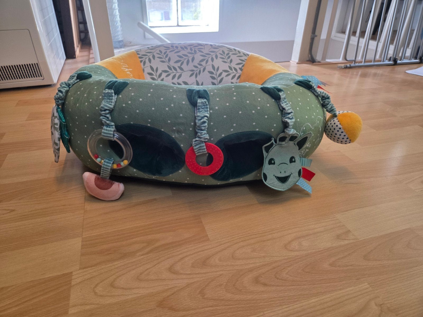 Baby stoel/gym van Sophie de Giraf, Ophalen of Verzenden, Zo goed als nieuw, Babygym