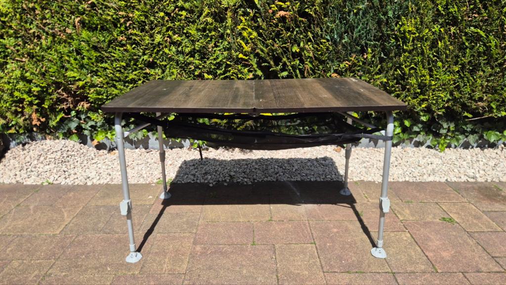 Outwell Berland L Campingtafel - 4 personen, Caravans en Kamperen, Kampeermeubelen, Gebruikt, Campingtafel, Ophalen