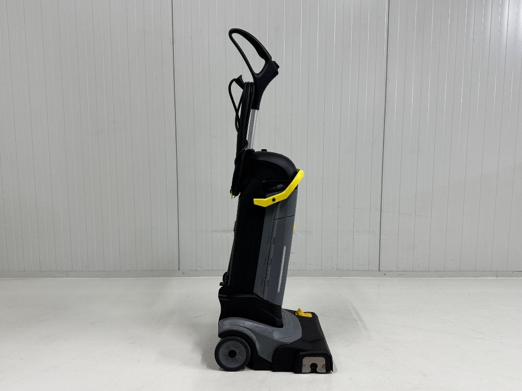 KARCHER SCHROBMACHINE BR 30/4 C 2014, Ophalen of Verzenden, Gebruikt, Schrobmachine
