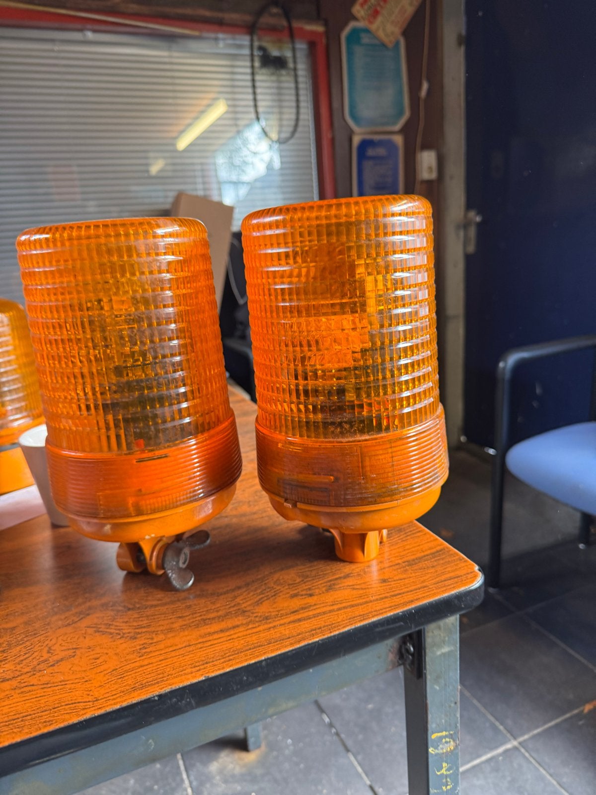 2x Hella CH 12023 Oranje Zwaailampen.  En 2x typech 1 2000, Auto-onderdelen, Ophalen of Verzenden, Gebruikt, Universele onderdelen