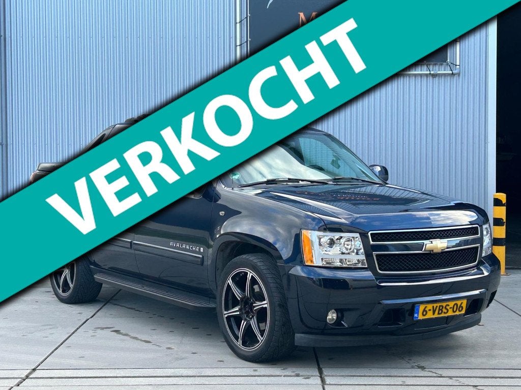 Chevrolet USA Avalanche 5.3 V8 4WD, Clima, Cruise, Navi, Cam, Auto's, Automaat, Gebruikt, 700 kg, Blauw
