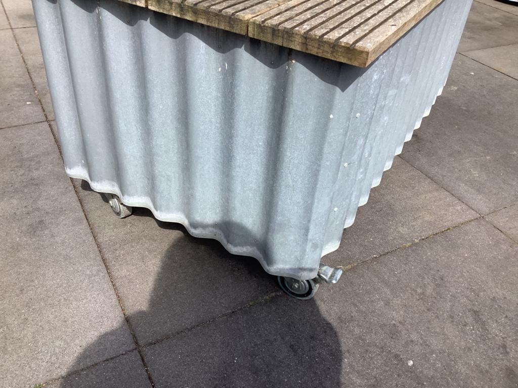 Tuinbankje/tuintafel, Ophalen