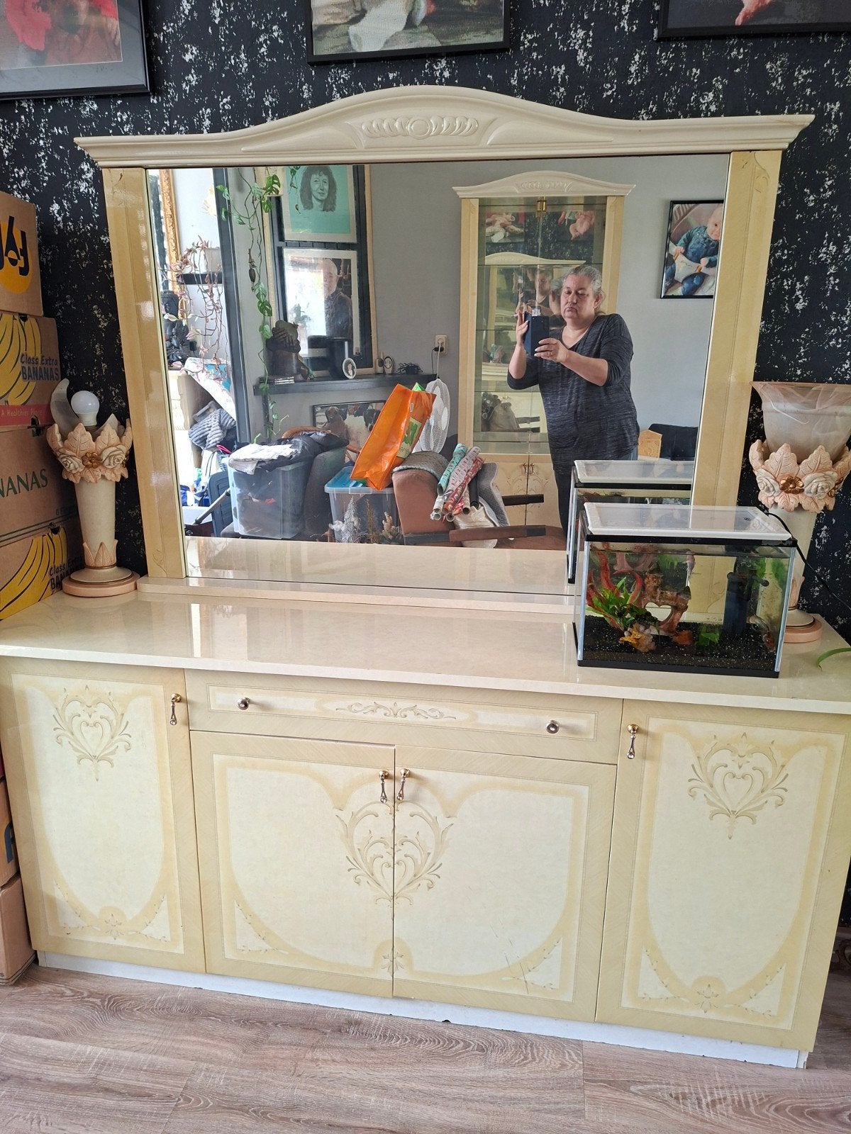 Complete eetkamer set: vitrinekast, dressoir en eettafel, Ophalen