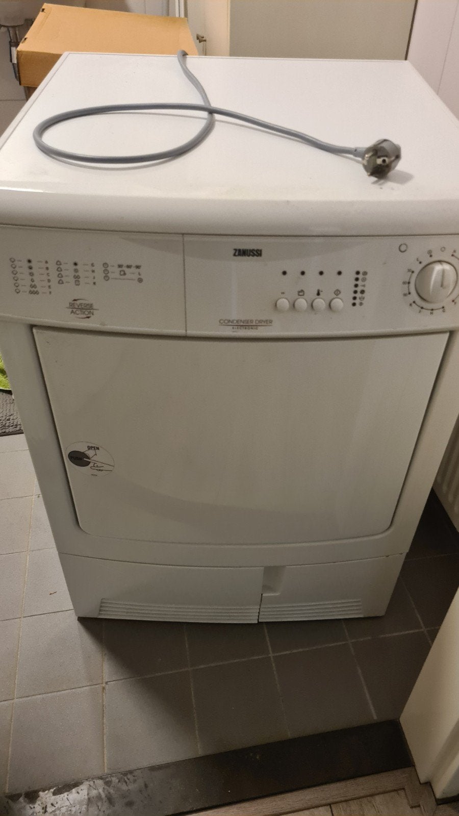 Zanussi Condensdroger - Goede staat, Ophalen, 6 tot 8 kg, Gebruikt, Voorlader
