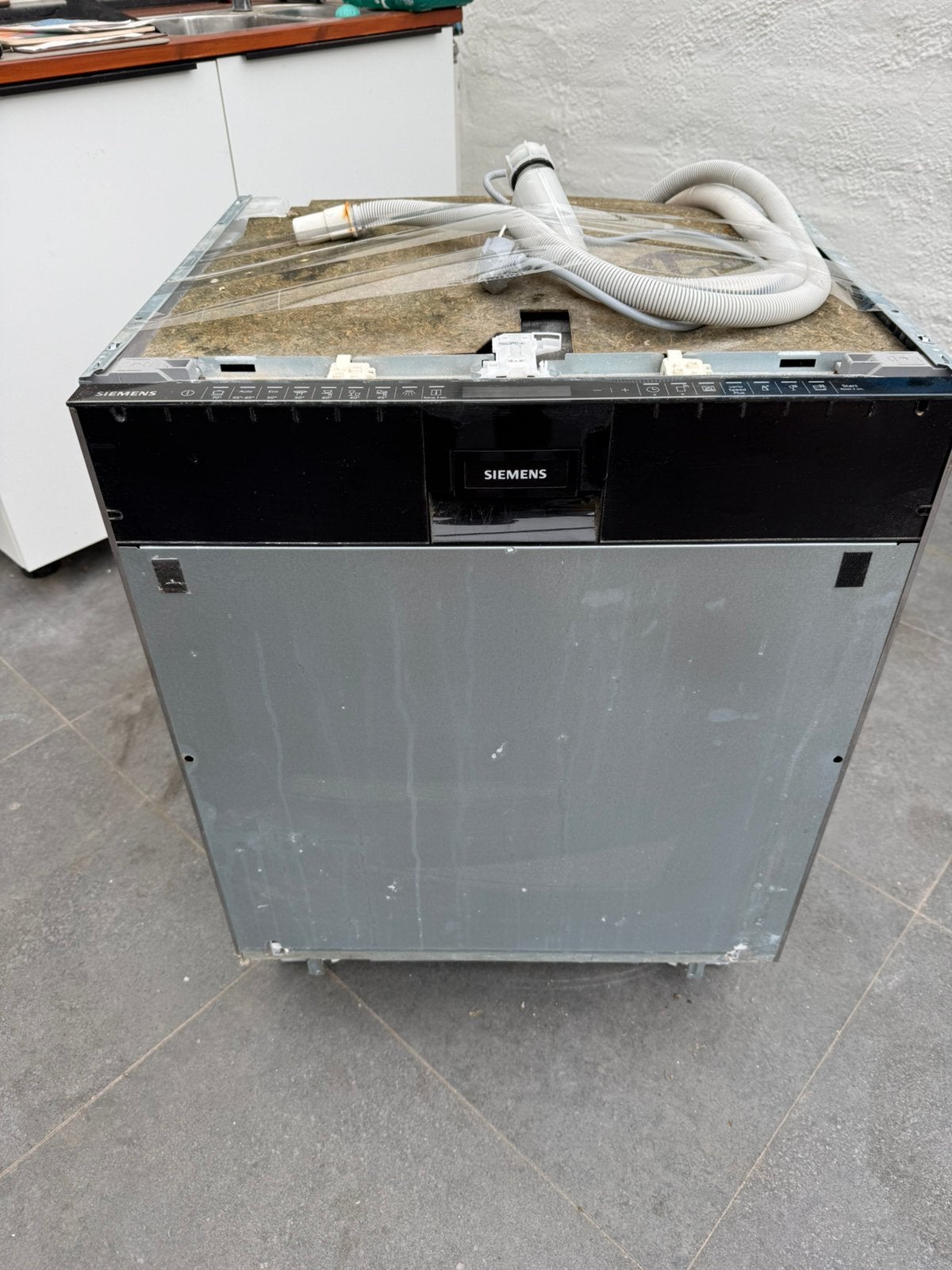 Siemens zeolith vaatwasser (storing), Ophalen, Inbouw