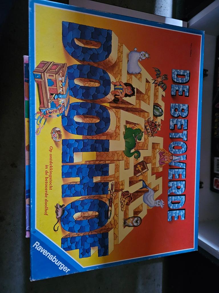 De Betoverde Doolhof - Ravensburger Bordspel, Hobby en Vrije tijd, Gezelschapsspellen | Bordspellen, Drie of vier spelers, Ophalen of Verzenden