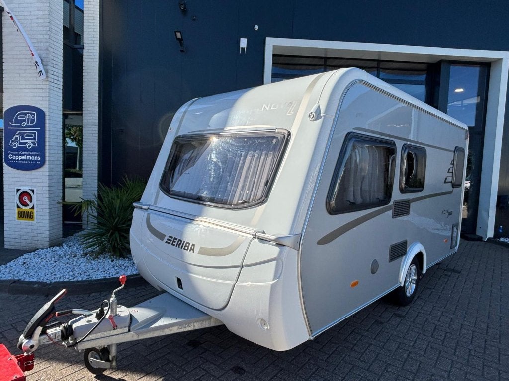 Eriba Nova Light Delight 465 mover isabella lufiel, voortent, Standaardzit, Bedrijf, Overige typen, 4 tot 5 meter