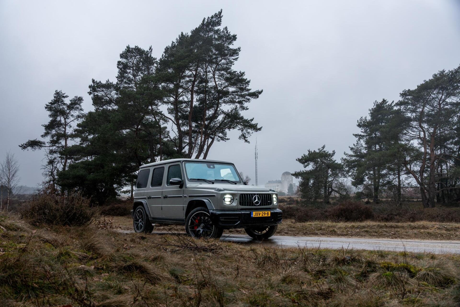 Mercedes G-klasse 63 SCHUIFDAK|BURMESTER|MASSAGE|STOELKOELIN, Gebruikt, G-Klasse, Leder, Bedrijf
