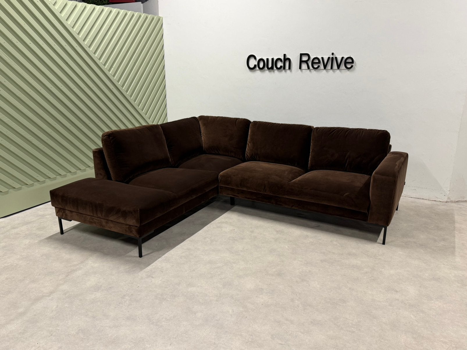 Loods5 Bruine Hoekbank 265-220 | Gereinigd Gratis levering, Huis en Inrichting, Info@couchrevive.nl, -, Couch Revive, Ophalen of Verzenden