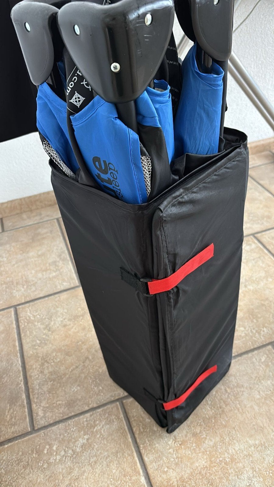 Campingbed met matras - Zo goed als nieuw, 70 tot 85 cm, Ophalen of Verzenden, Zo goed als nieuw, Matras
