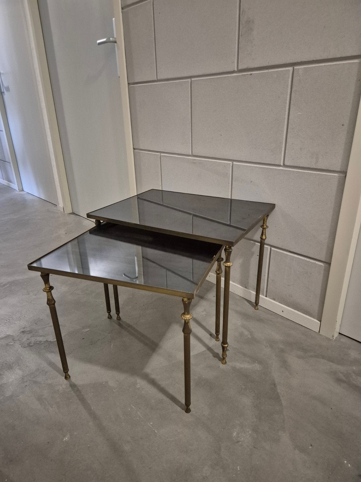 Vintage mimiset bijzettafels Gigognes Maison Jansen, Antiek en Kunst, Ophalen