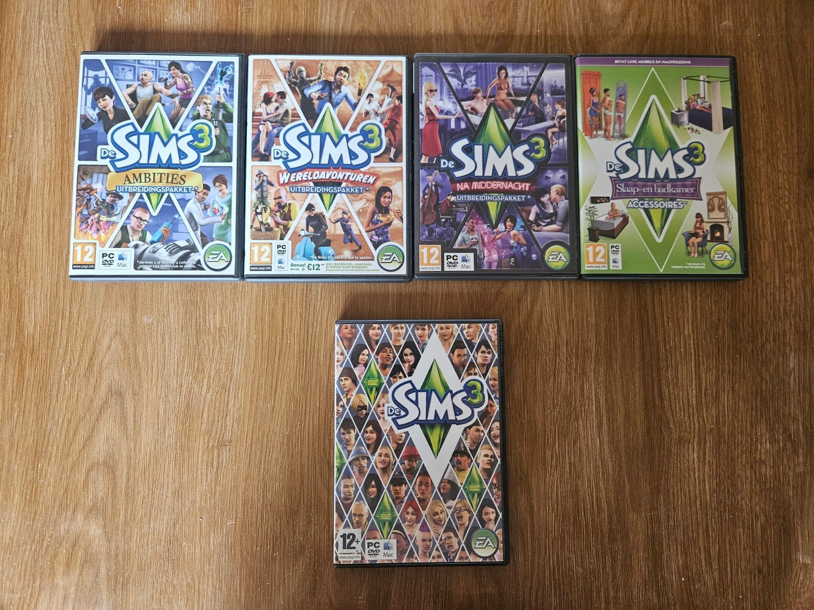 De Sims 3 PC DVD met 4 uitbreidingspakketten, Spelcomputers en Games, Games | Pc, Gebruikt, 1 speler, Ophalen of Verzenden, Vanaf 12 jaar
