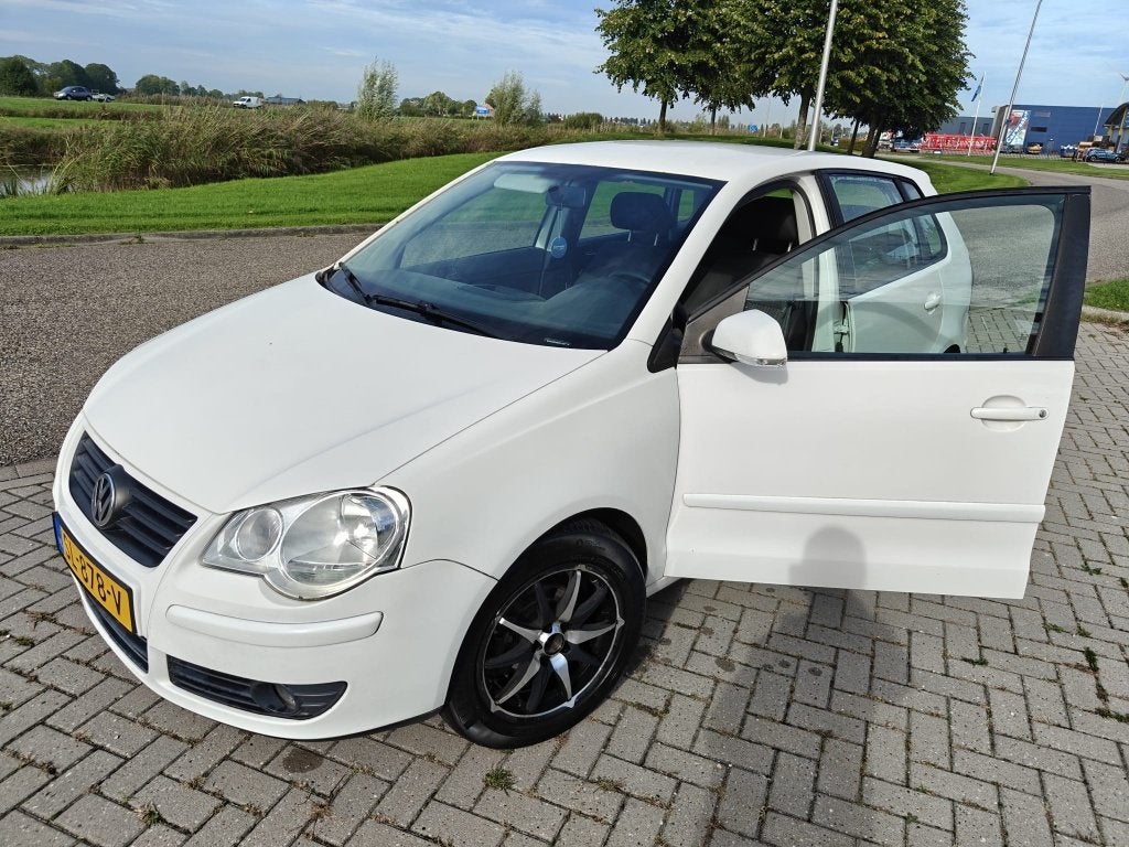 Volkswagen Polo 1.2 51KW 2009 Wit, Voorwielaandrijving, Stof, 40 €/maand, 540 kg