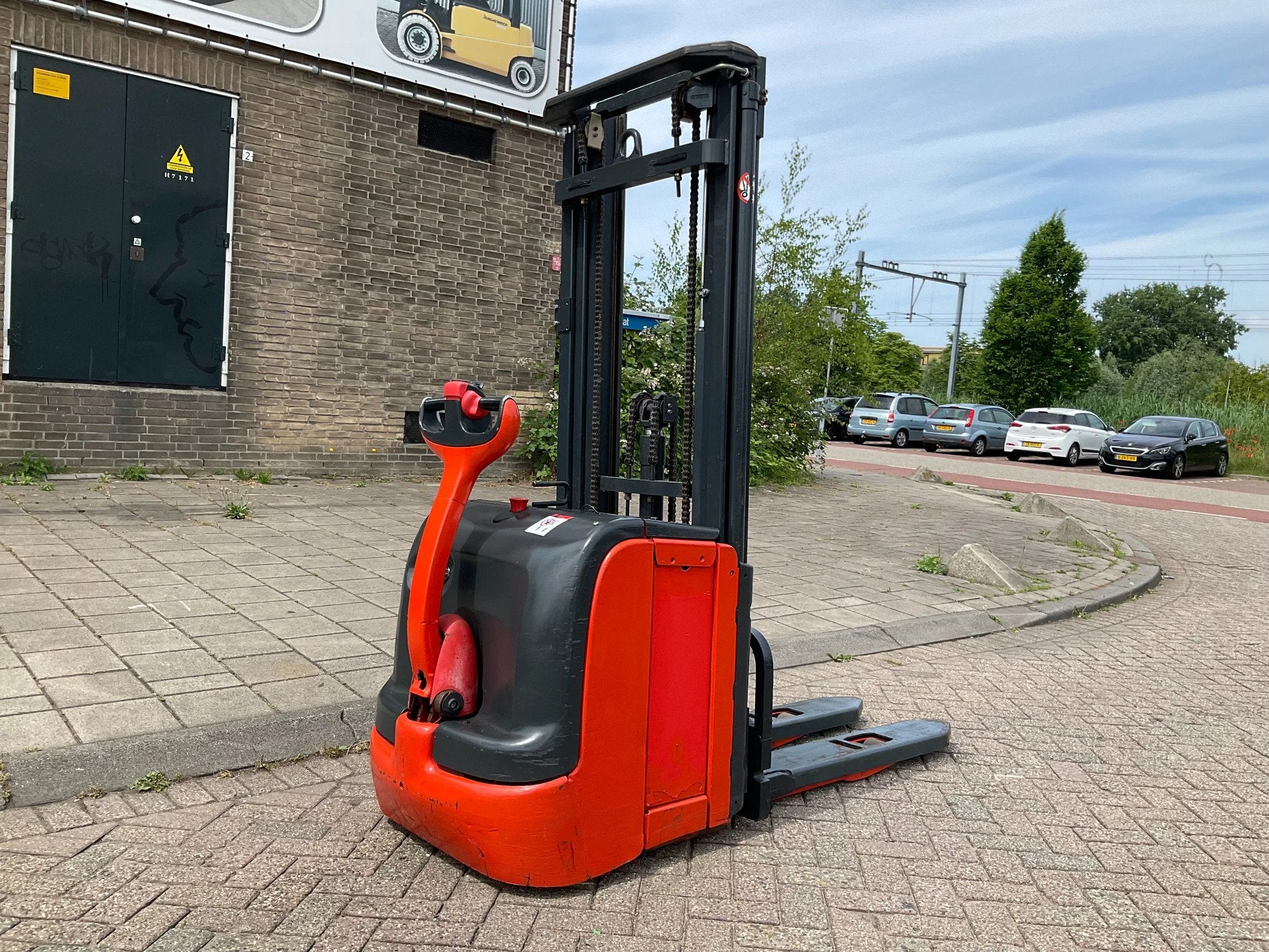 Linde L14 1400KG 4.75METER STAPELAAR / HEFTRUCK (bj 2011)