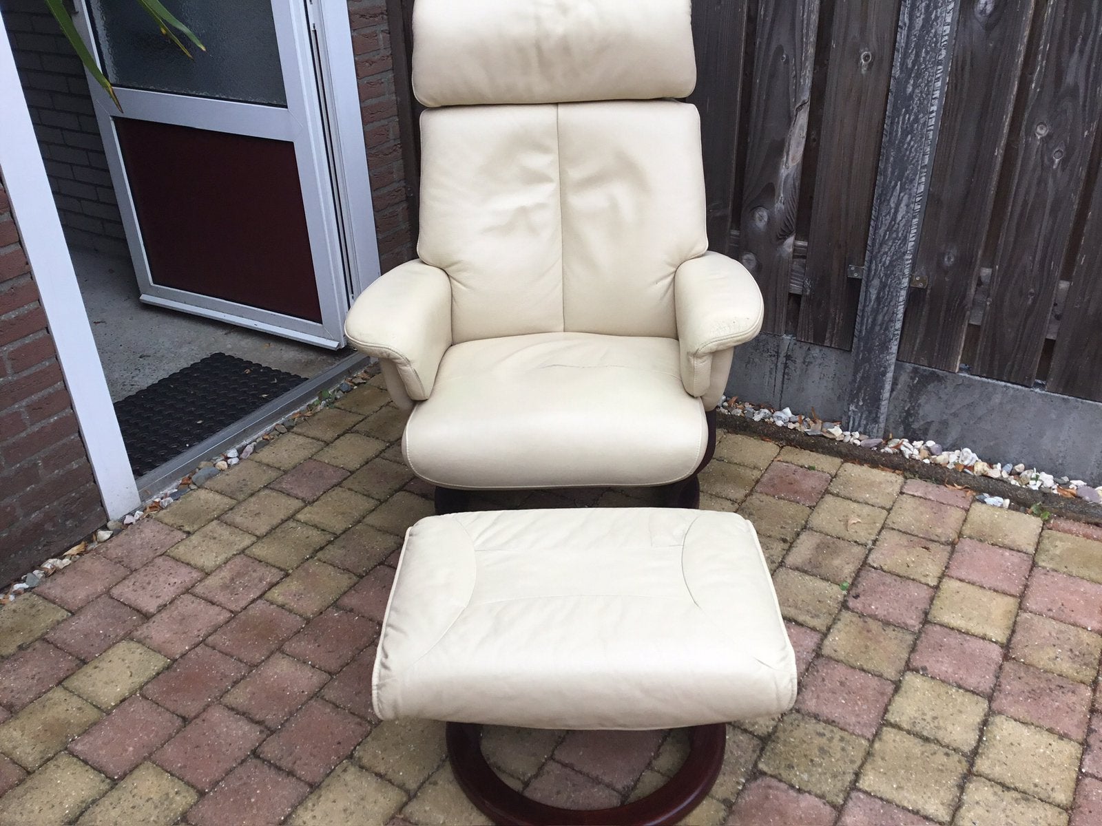 Fauteuil met hocker, Ophalen, Gebruikt