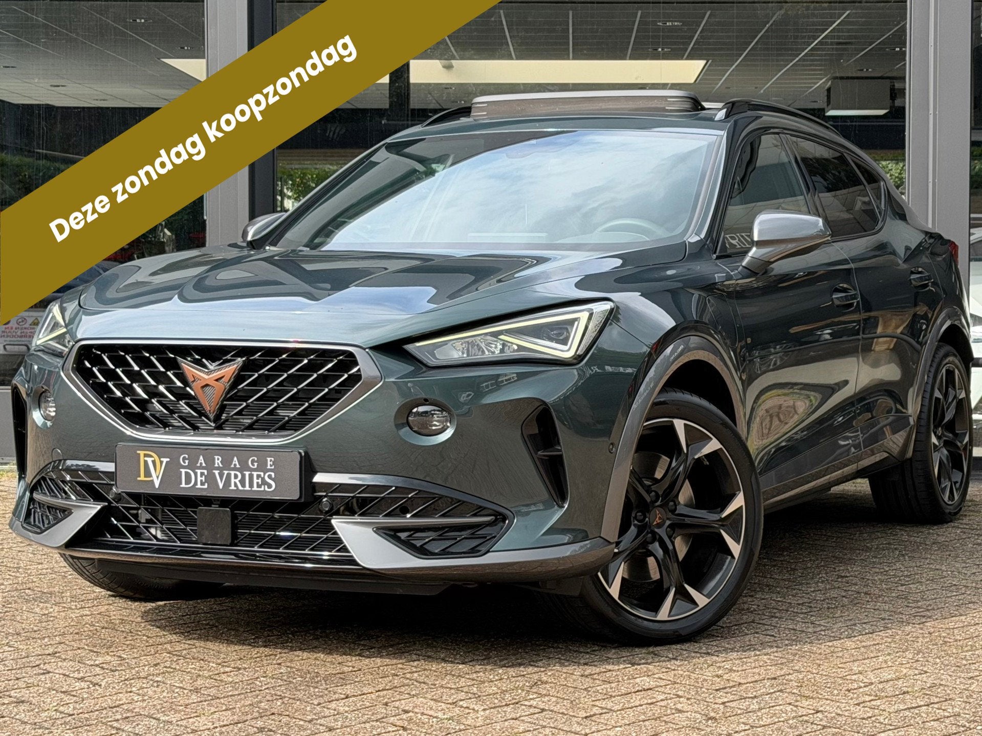 Cupra Formentor 1.4 e-Hybrid VZ Performance Panoramadak Full, Auto's, Dealer onderhouden, Gebruikt, 4 cilinders, Formentor