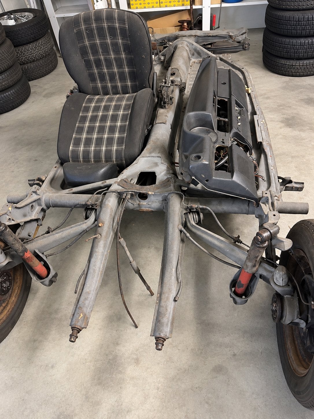 VW Kever Cabrio 1977 chassis kenteken dashboard onderdelen, Ophalen, Volkswagen