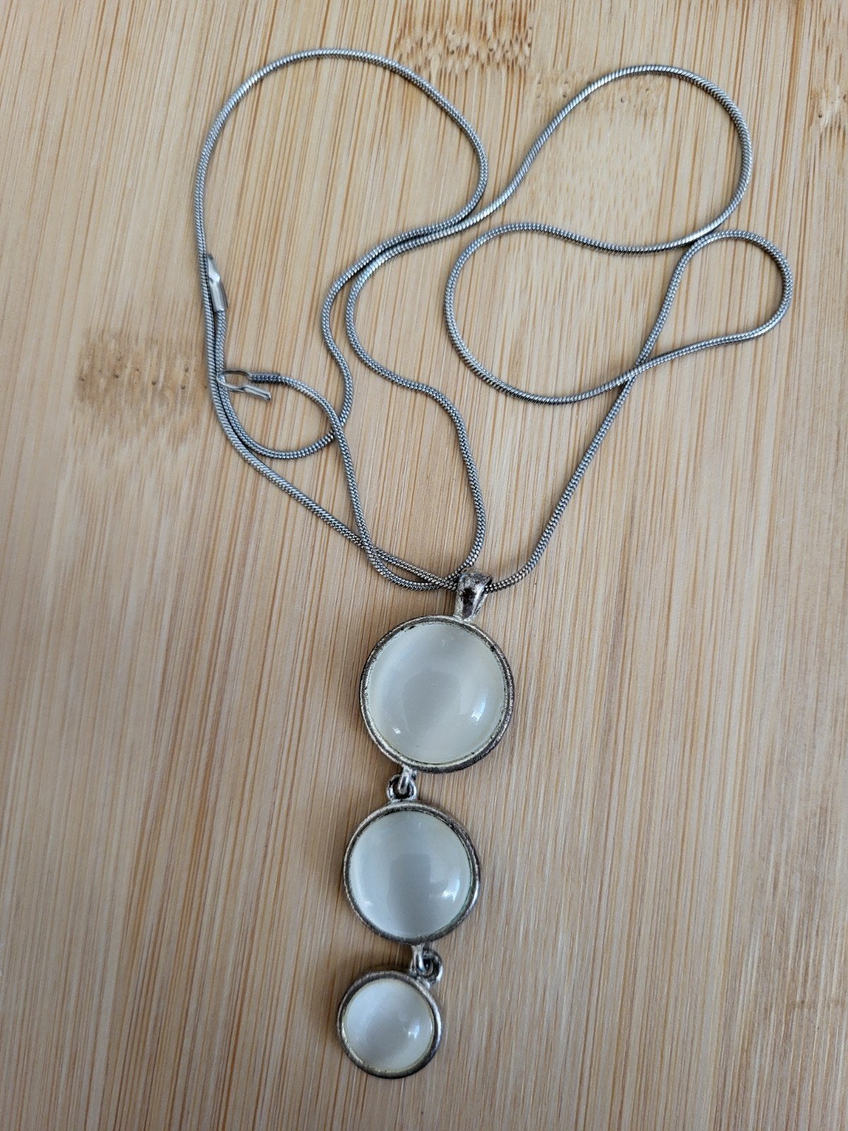ketting met parelmoer hanger, Ophalen of Verzenden, Zo goed als nieuw, Overige materialen