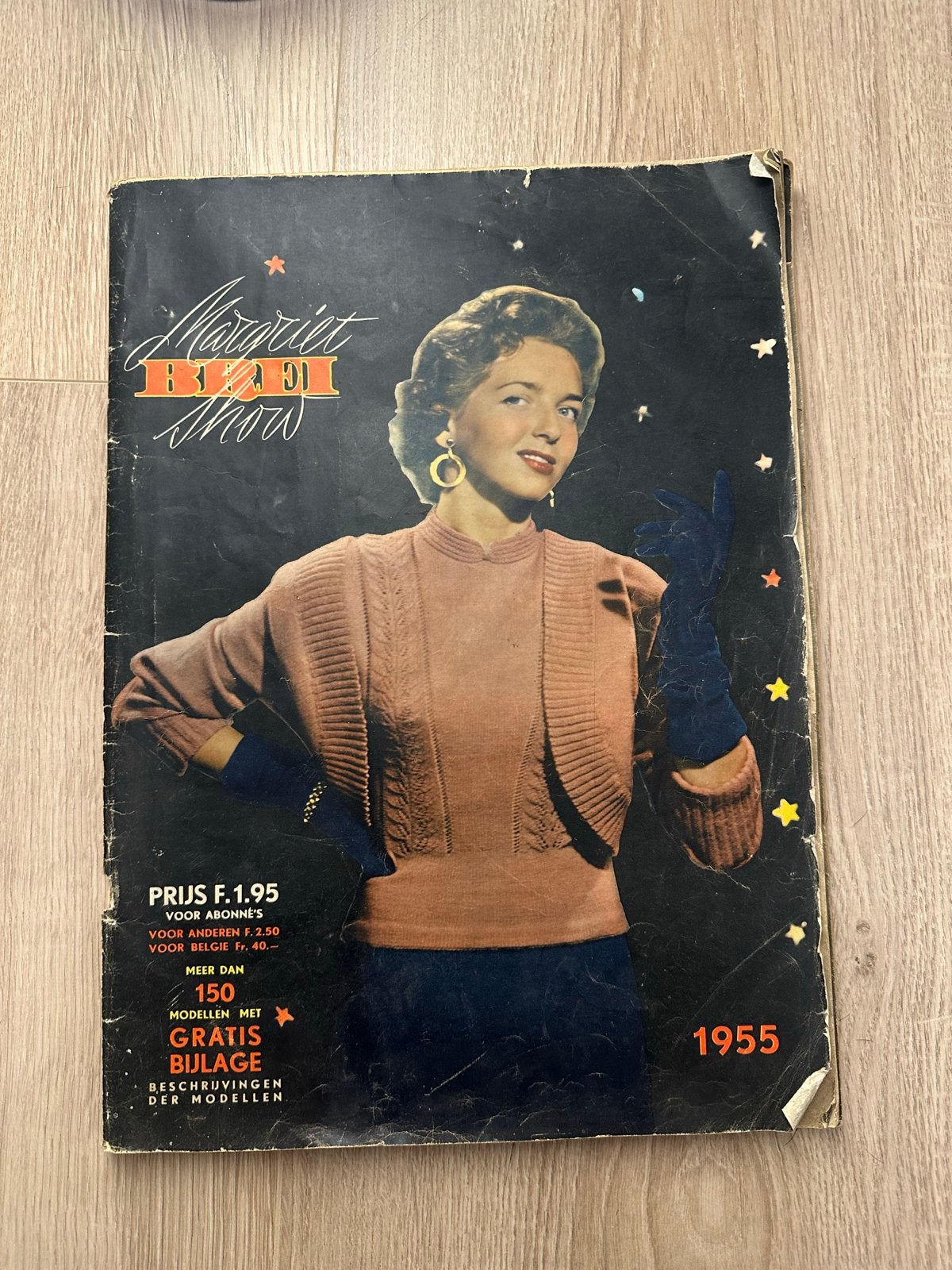 Margriet Brei- en Showboek 1955 - Vintage Mode, Ophalen of Verzenden, Gelezen, Damesbladen