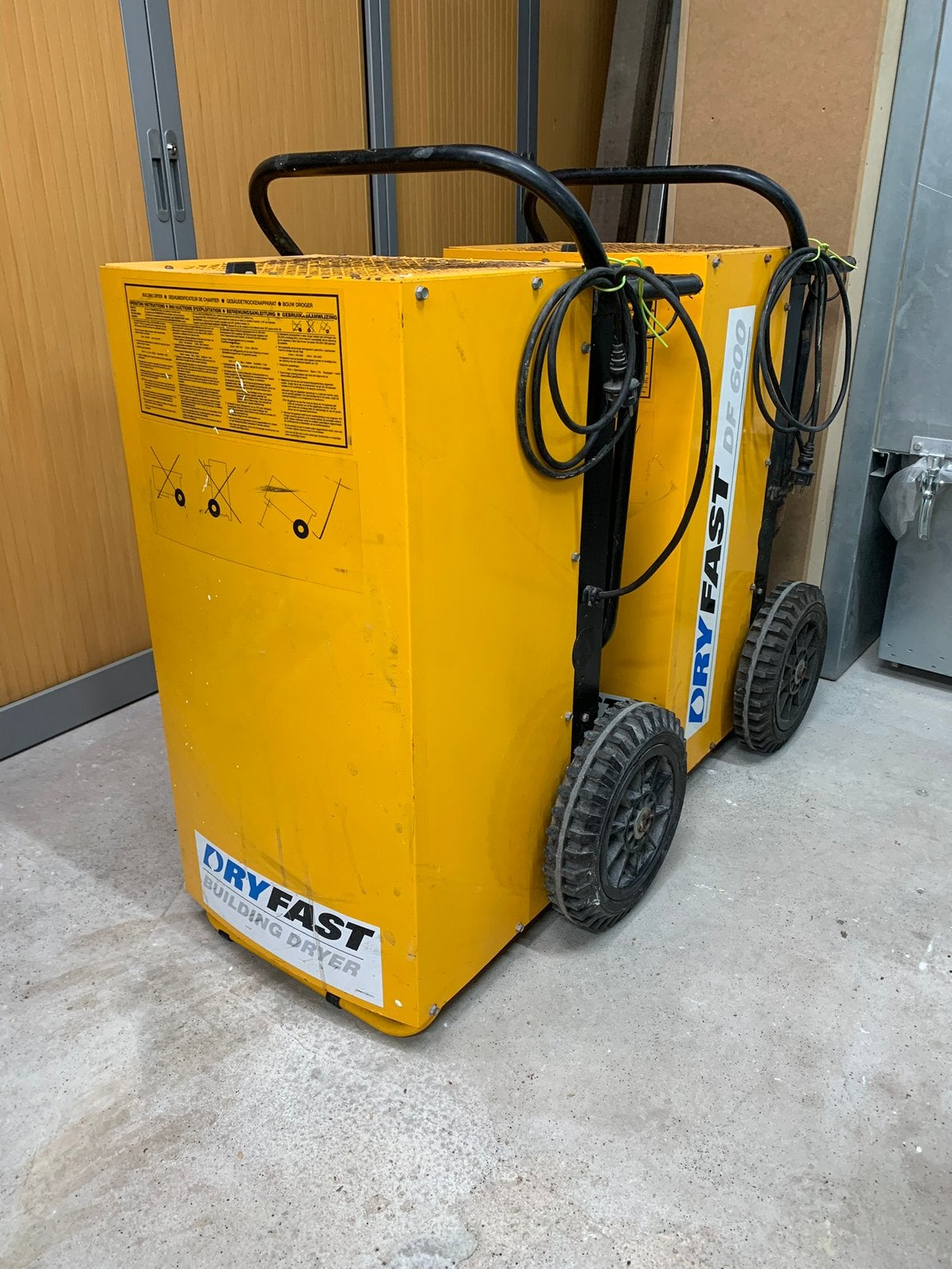 Bouwdrogers te huur dryfast DF600 DF200 droger, Ophalen, Zo goed als nieuw, Afzuiger