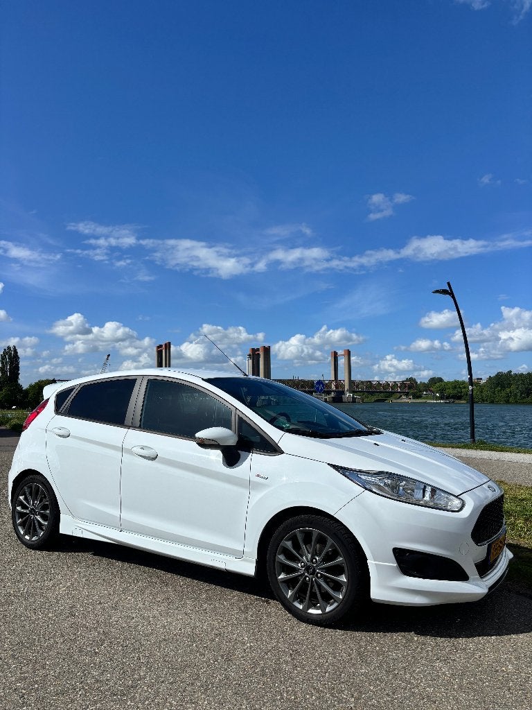 Ford Fiësta 1.0 Ecoboost 100pk 5dr 2017 Wit ST-line, Voorwielaandrijving, Stof, Zwart, 100 pk