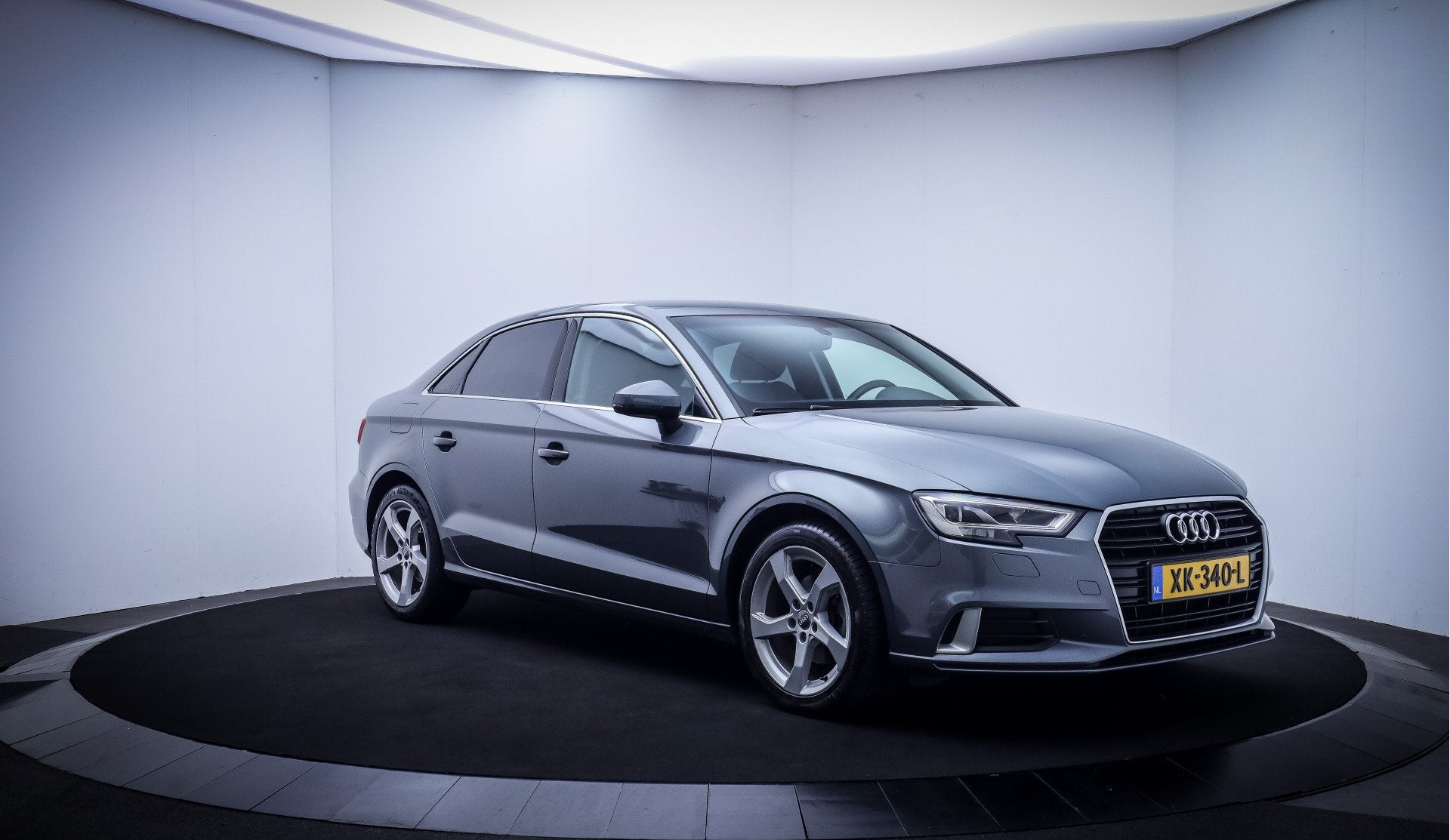 Audi A3 Limousine 30TFSI S-Tr.SPORT Edition FULL LED | NAVI, Automatische klimaatregeling, Stof, Gebruikt, 116 pk