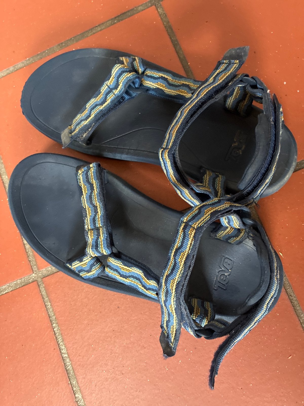 Teva sandalen maat 38/39, Kleding | Dames, Schoenen, Blauw, Gedragen, Sandalen of Muiltjes, Ophalen of Verzenden
