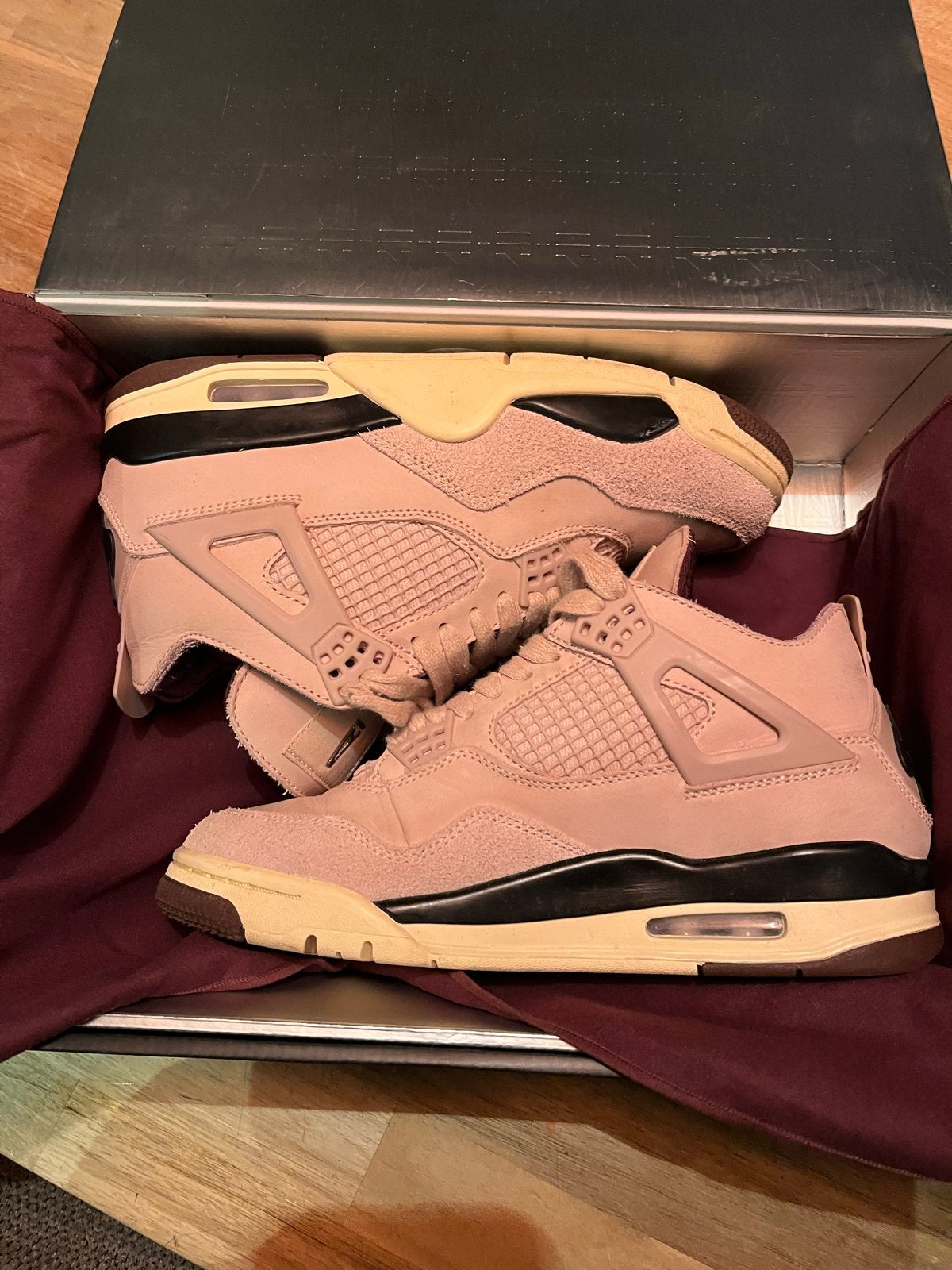 Nike Air Jordan 4 Retro OG maat 39, Ophalen of Verzenden, Nieuw, Beige, Sneakers of Gympen