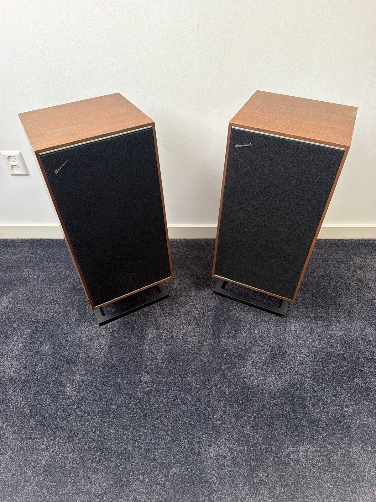 Sansui ES-200 Vintage Vloerstaande Luidsprekers, Audio, Tv en Foto, Vloerstaande luidspreker, Gebruikt, Inclusief standaarden